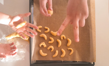 Plätzchen in der Koch-AG